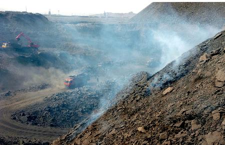 图文:阻断燃烧的地下煤火(2)