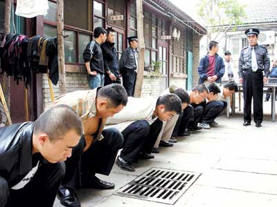 扒窃盗销"一条龙"团伙落网(图)