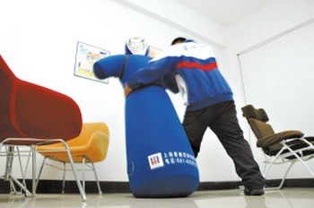 调查称广州超四成高中生经常想大喊