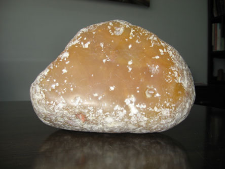 貌似田黄的寿山石 原来是质地不错的善伯独石