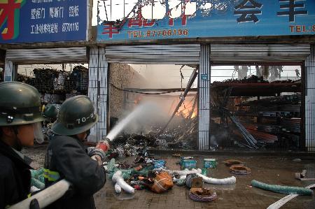 石家庄海鲜批发市场_黄骅海鲜批发市场_三亚第一市场海鲜图片