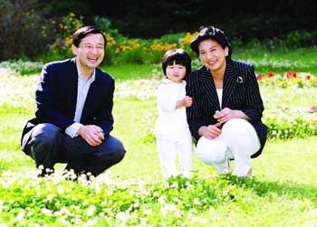日本名作家最新小说影射太子妃婚前爱情史