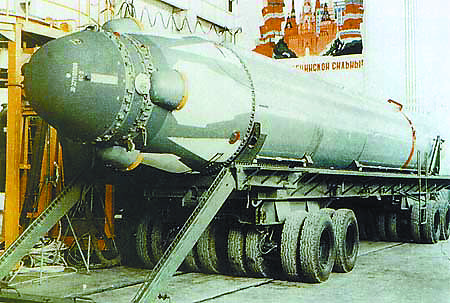 俄rsm-54"轻舟"潜射弹道导弹(图)
