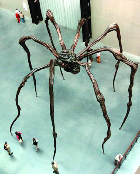 巨型蜘蛛雕塑(图)