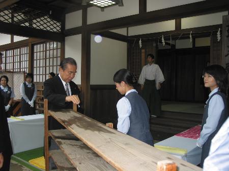 图文日本一些政要参拜靖国神社3