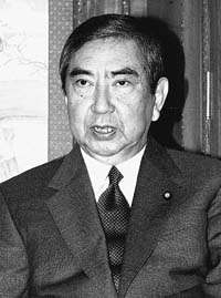 日众议院议长河野洋平谈中日关系和日本修宪(