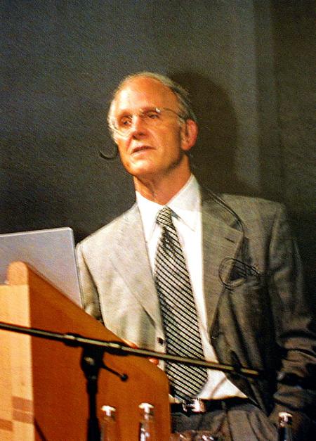 图文：2004年诺贝尔物理奖得主格罗斯
