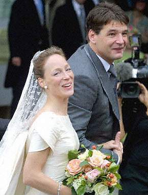 荷兰公主登报要离婚 分居半年不知丈夫身在何