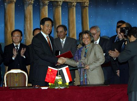图文:中国援助埃及扩建远程教学系统(2)