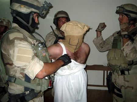 布什提名的美司法部长人选卷入伊拉克虐囚调查
