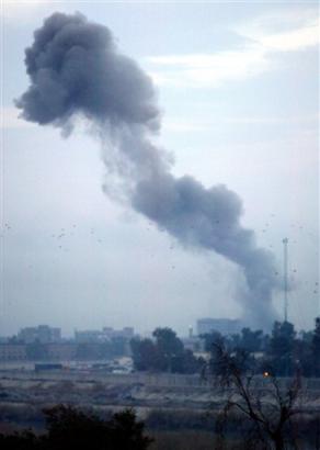 巴格达发生四起汽车炸弹爆炸26人死亡21人伤