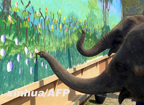 大象作画打破吉尼斯世界纪录(组图)