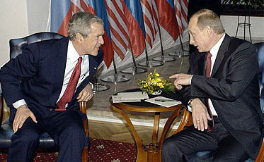 布什与普京举行会晤谈伊朗和朝鲜核问题(组图)