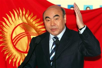 吉代总统要求流亡总统阿卡耶夫在莫斯科签辞呈
