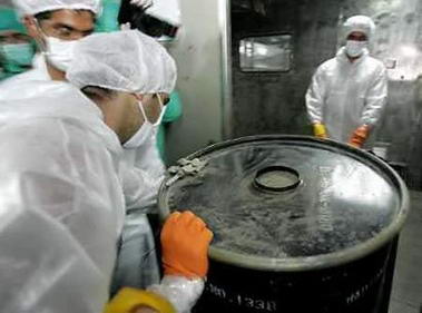 国际原子能机构通过决议要求伊朗停止核活动