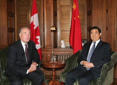中国加拿大建立战略伙伴关系(图)