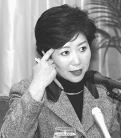 美女有批动态小泉(图)刺客图被吃美女图片