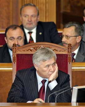 乌克兰议会不满俄乌天然气协议解散政府(组图)