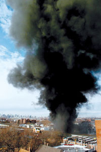 纽约发生油罐车爆炸
