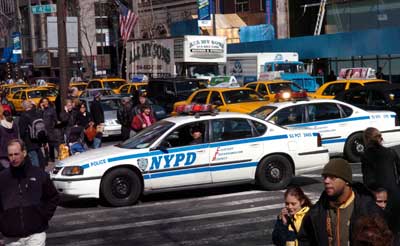 纽约举行反恐和紧急事件街头演习