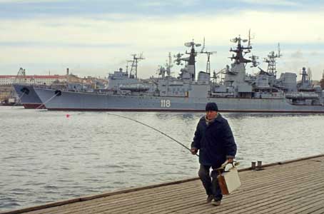 俄罗斯黑海舰队中东建基地 俄制导弹要呵护叙