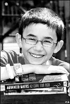 12岁华裔少年成英国高考状元(图)