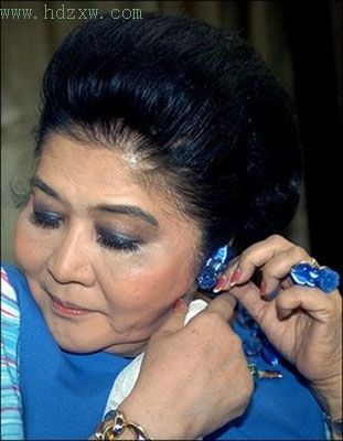 本报讯 被人称为"花蝴蝶"的菲律宾前第一夫人伊梅尔达·马科斯素