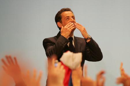 萨尔科齐赢得法国大选罗亚尔承认竞选失利