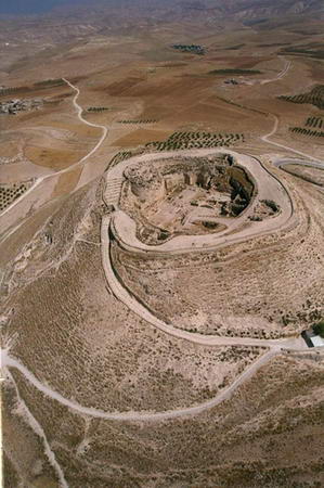 以色列发现古希律王墓