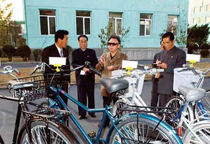 中国商人控股朝鲜自行车厂 金正日视察高度评