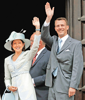 丹麦42岁离异王妃同28岁摄影师结婚
