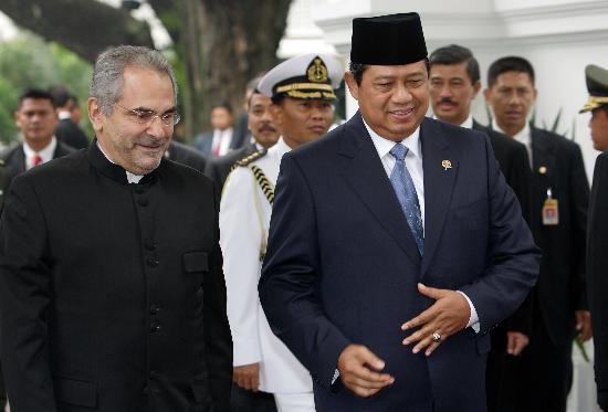 图文:东帝汶新总统访问印尼(3)