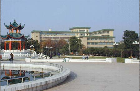 民族类美色校园:中南民族大学(组图)