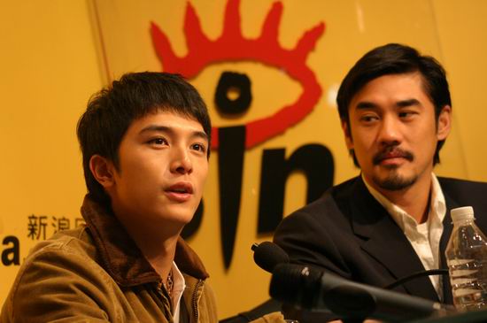 图文：邱泽吴大维张勋杰作客新浪嘉宾聊天室(13)
