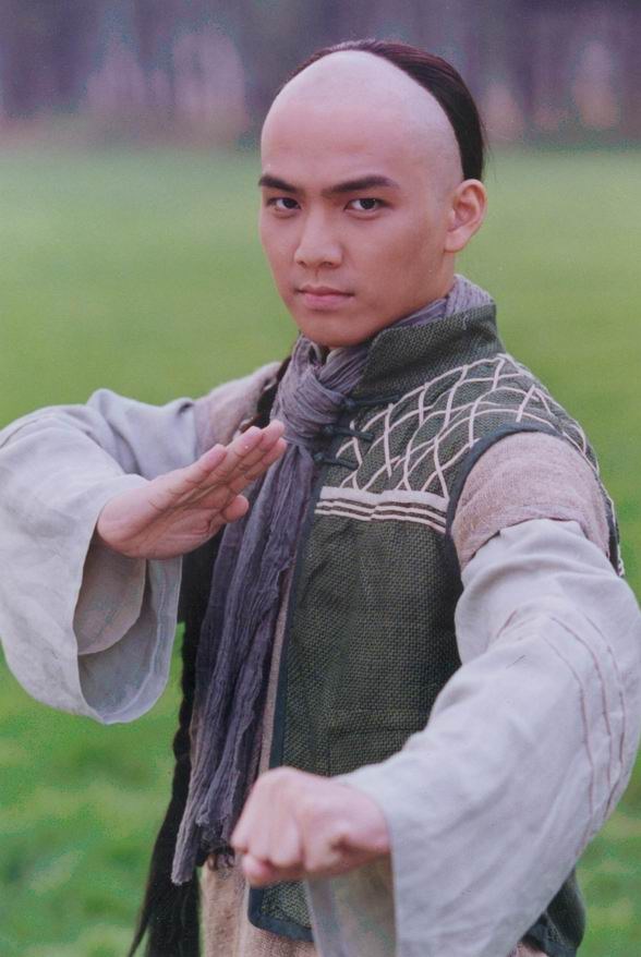 http://image2.sina.com.cn/ent/d/2004-08-31/U102P28T3D489824F326DT20040831160231.jpg