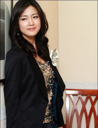 资料图片韩国美女明星南相美精彩写真34