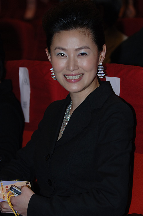 组图:“当代中国电影音乐庆典”现场表演(6)