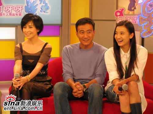 《好奇害死猫》上海发布会胡军坐享齐人之福