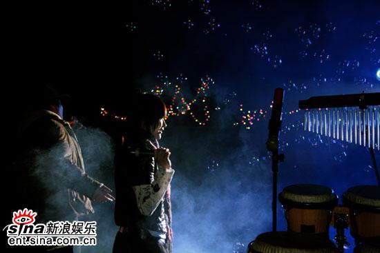 《转摘》电影狂欢节变摇滚音乐派对 田原为贾樟柯献声