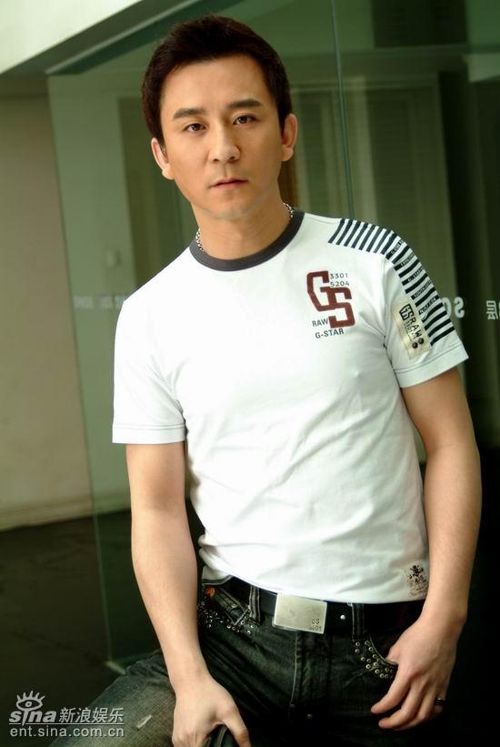 赵毅凭《小六》获曲江电影双新展推介新人奖
