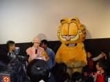 组图：《加菲猫》登陆中国首映式美女配懒猫