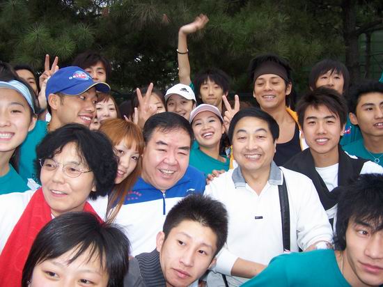 莫少聪再度带队东方国际学员马拉松精神继续