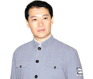高大伟走出《谭老板》进入《新不了情》(图)