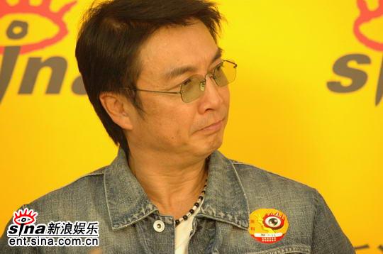 图文：刘松仁高群书做客新浪--刘松仁可爱一面