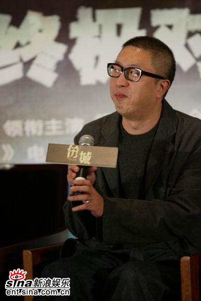 《转摘》《伤城》亚洲首映 梁朝伟金城武魅力比拼