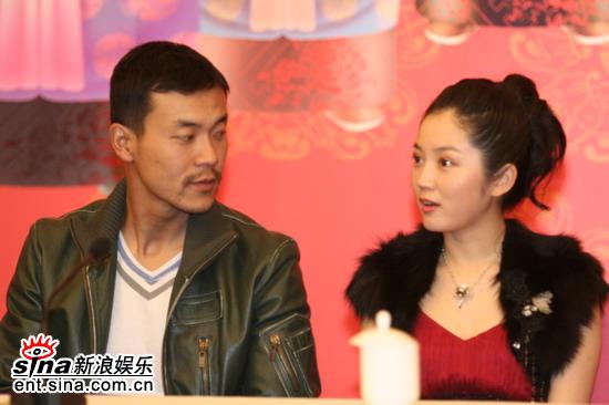 图文：《落叶归根》首映发布会-廖凡张迪演情侣