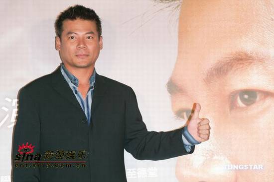 组图:巫启贤世界演唱会将呈现音乐盛宴的感觉
