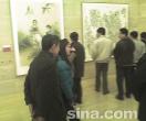 组图：杨振宁与未婚妻翁帆双双亮相中国美术馆