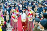 组图：《梦游夏威夷》预购签唱会歌手热辣献舞