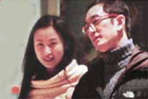 吴启华风流本性未改传包养20岁妙龄少女(图)